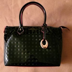 Arcadia black purse